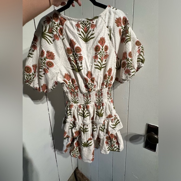 ANTHROPOLOGIE Floral Puff Sleeve Romper - Picture 6 of 6